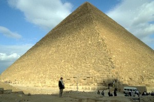 Пирамида Хеопса , зодчий Хемиун, 2900-2800гг. до н.э. Гиза